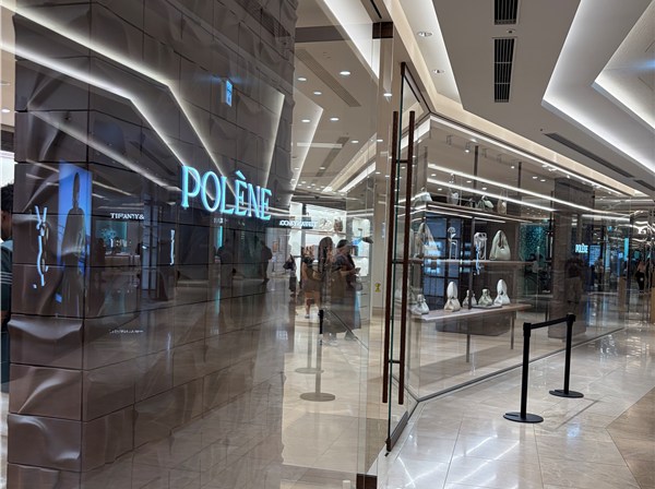 ポレーヌGINZA SIX店外観